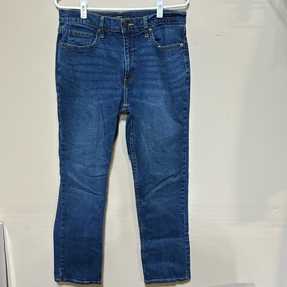 Member’s Mark Men’s Straight Fit Premium Stretch Denim Jeans, Size 32x20